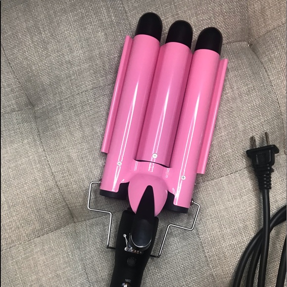 3 barrel hair curler only used once. - Picture 1 of 3